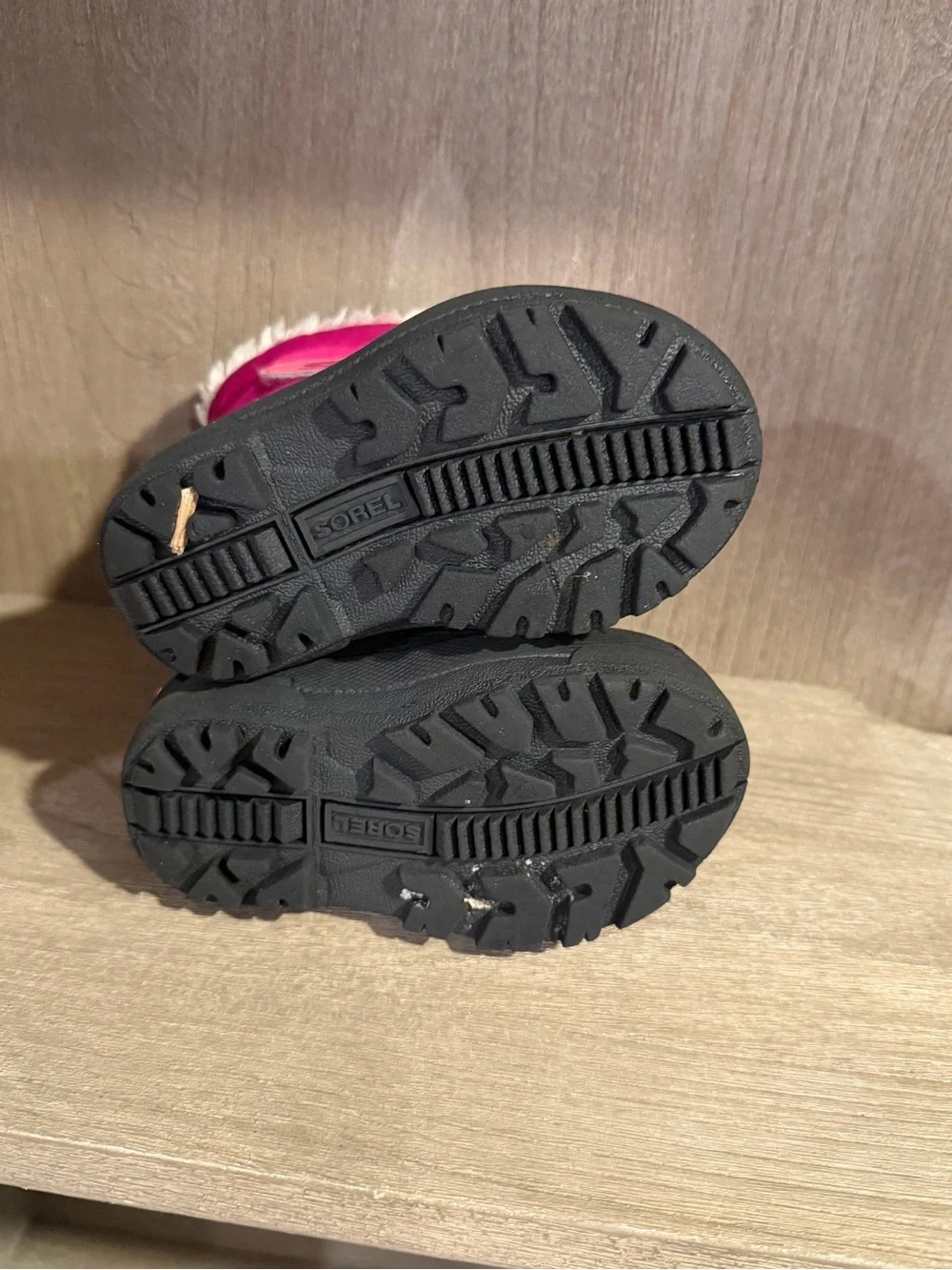 Kids winter boots